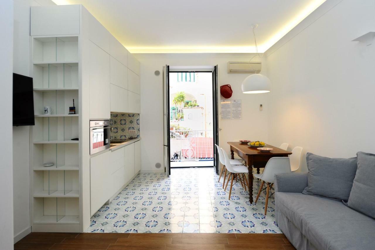 Residenza Piccolomini Apartment Amalfi Bagian luar foto